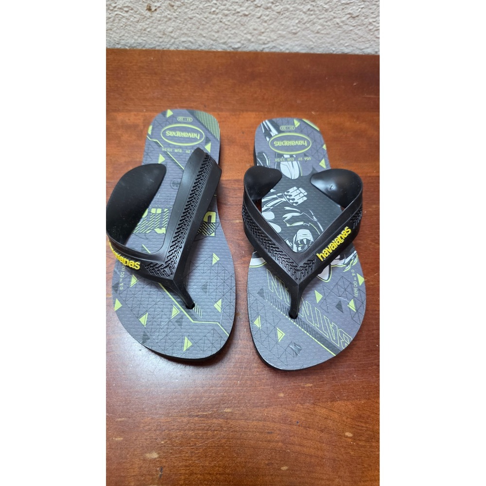 NWOT Havaianas Batman Flip Flops Boys Size 2Y Grey Lime Green DC Comics Sandals